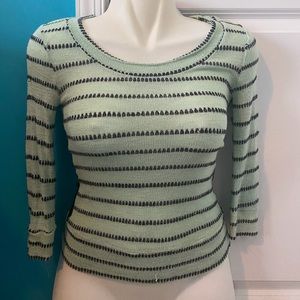 Top w/ lace back